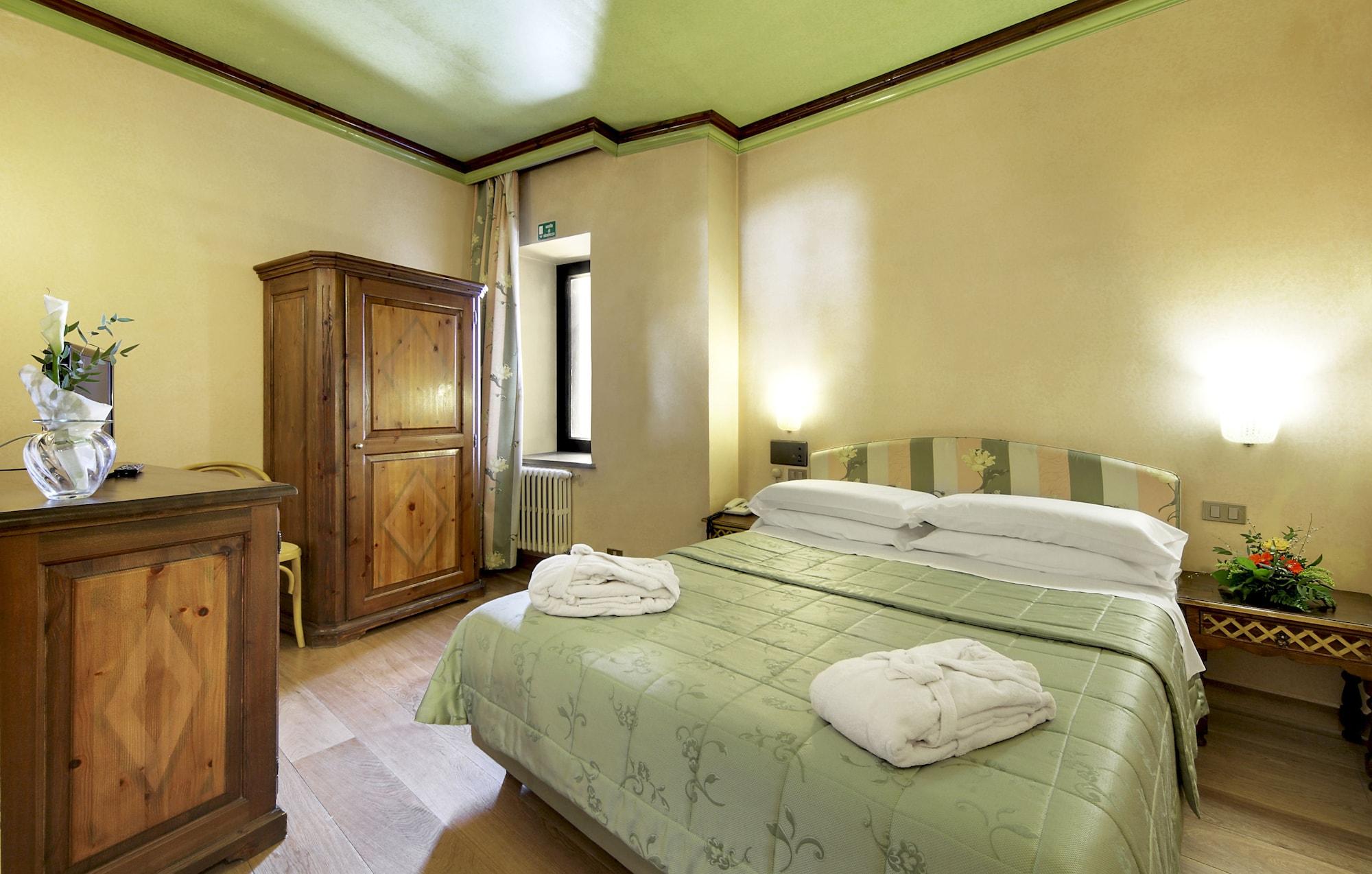 Hotel Club Relais Des Alpes Madonna Exteriér fotografie