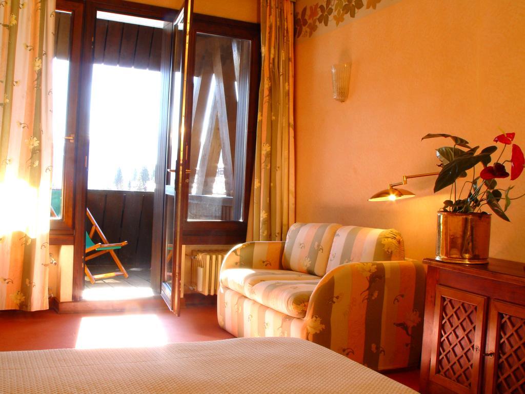 Hotel Club Relais Des Alpes Madonna Exteriér fotografie